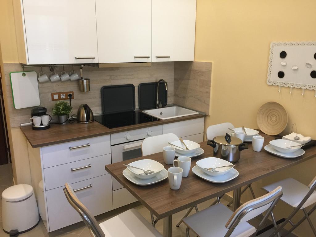 Entire Luxury Apartment In The City Center Budapeste Exterior foto